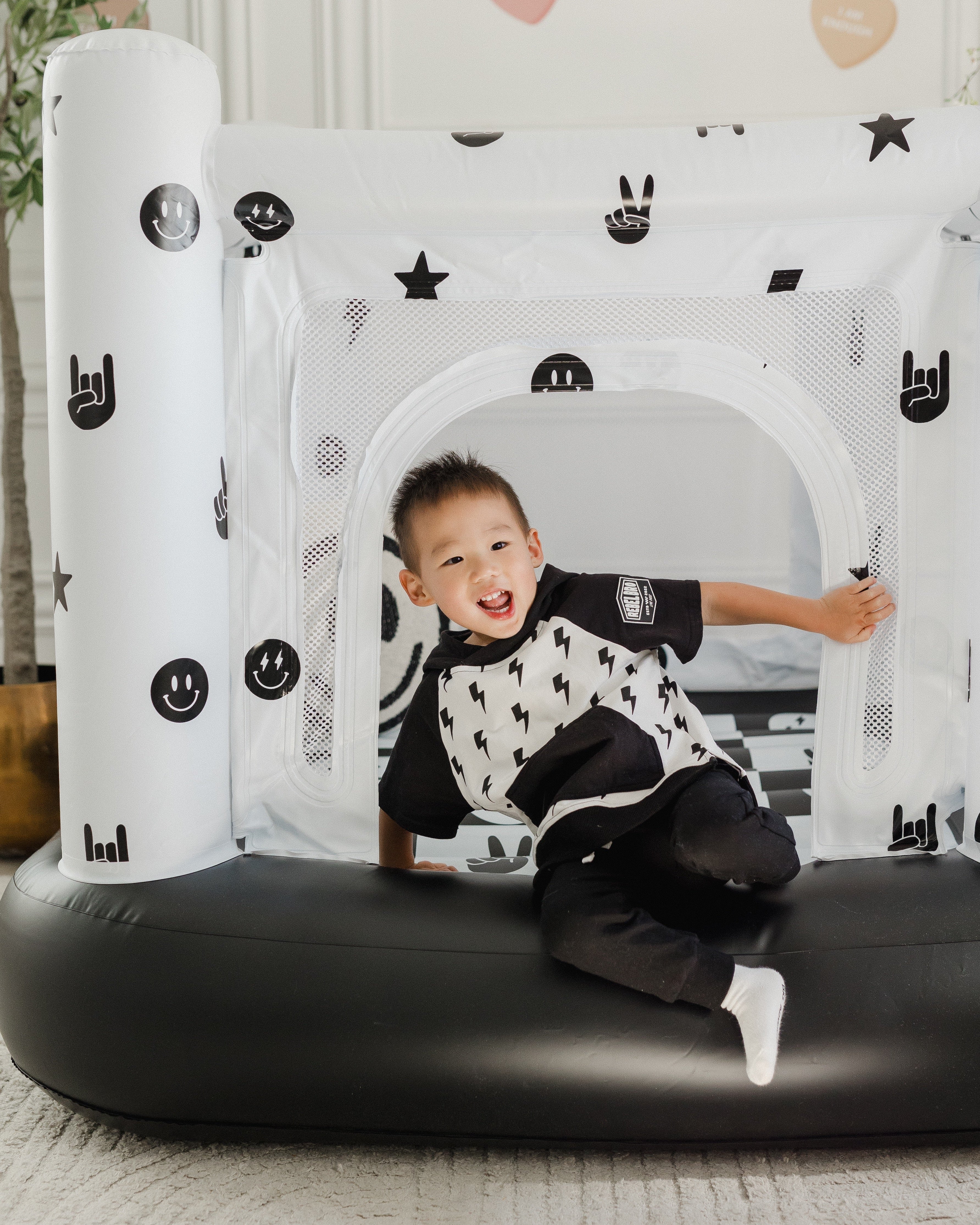 Magic Bounce House – Mini Cordless Indoor Bouncer - Image 23