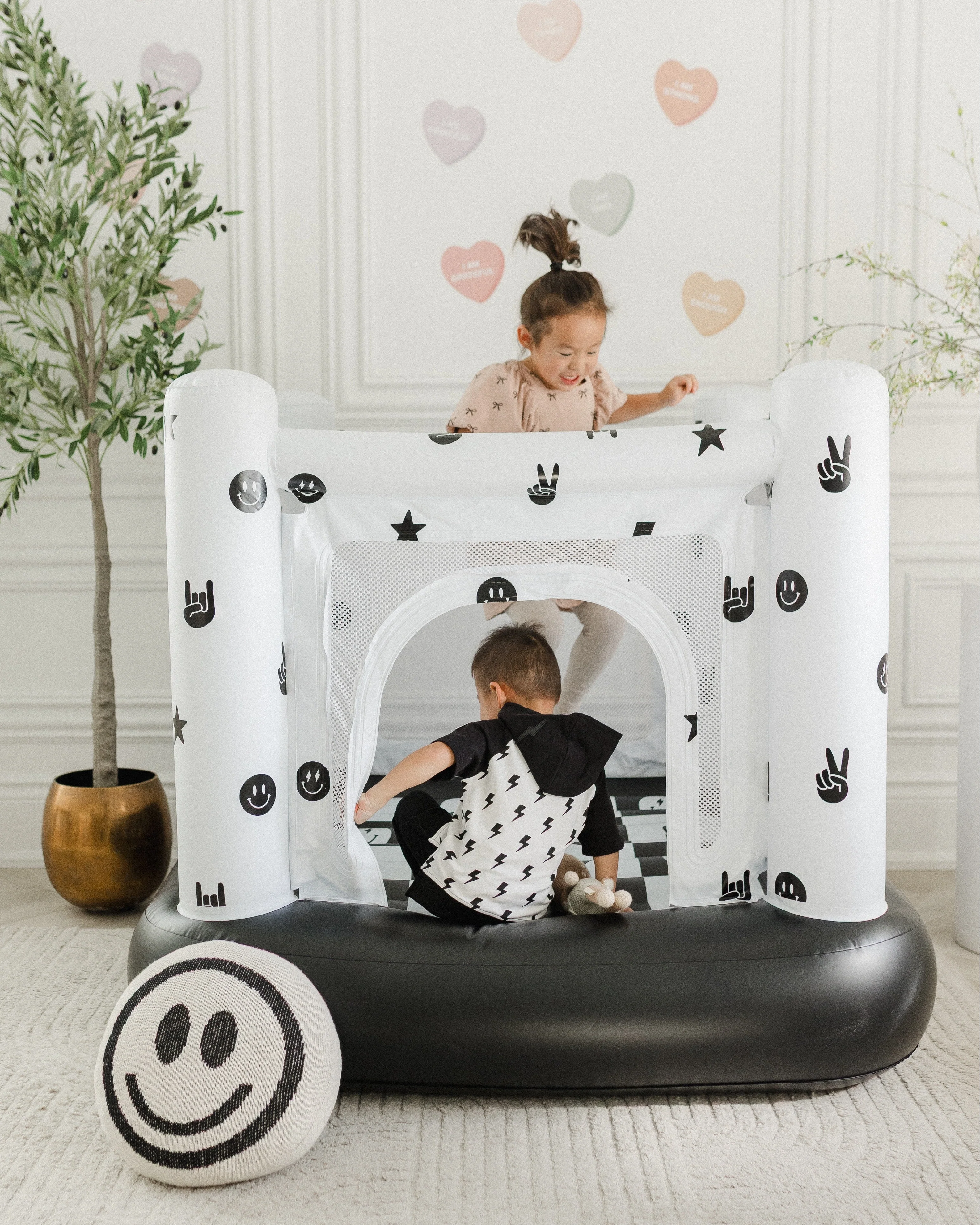 Magic Bounce House – Mini Cordless Indoor Bouncer - Image 24