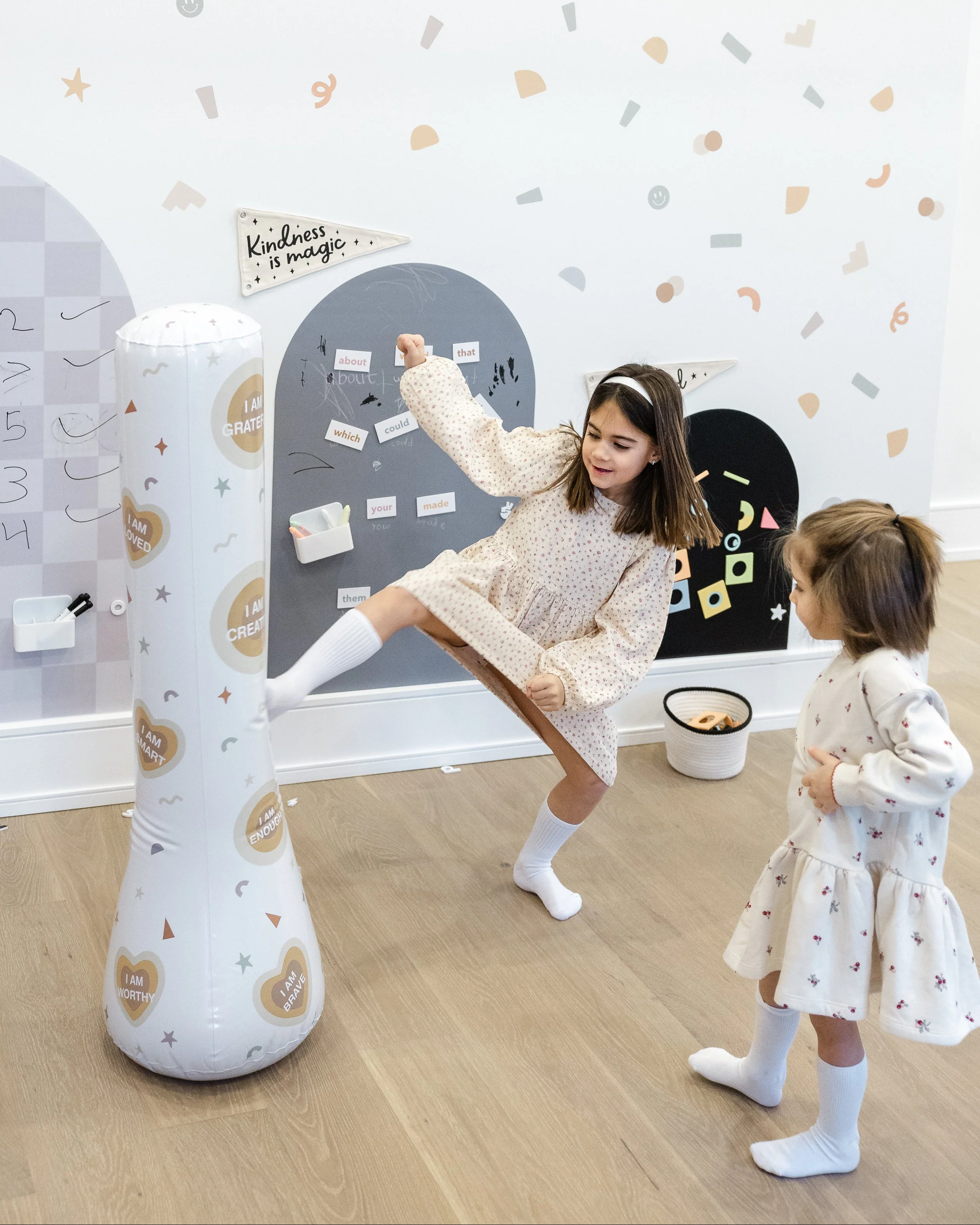 Magic Puncher - Inflatable Punching Bag for Kids with Positive Affirmations - Image 11